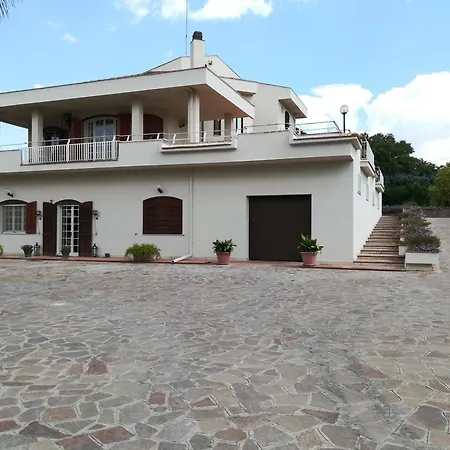 Bed and Breakfast Le Zagare Καλτανισέττα