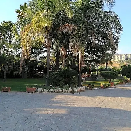 Le Zagare Bed & Breakfast